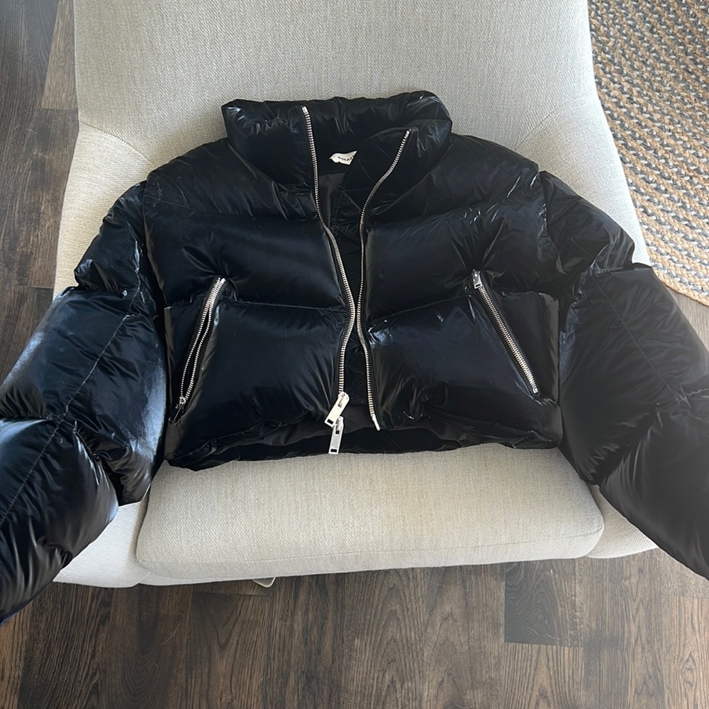 KHAITE Black liquid nylon cropped puffer jacket XS